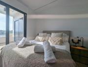 Modern Apt in Valentino Golf III VM40