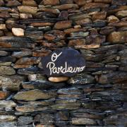 O Pardieiro - Aldeia da Paradinha com praia fluvial