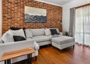 Highfields - Rural Entertainer with Valley Views