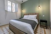 Modern luxury apt, a stone throw away to Valletta