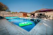 Oakdean Resort- Pool, Spa, Beach, Sleep 10