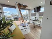 Tiny lake houses near the beach and centre by Weltevreden Experience