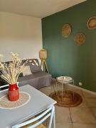 Le Studio Cosy *Place du village