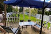 Large holiday apartment with a garden in Stepnica