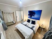 Lincoln Moon Guesthouse