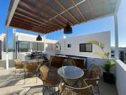 Fully equipped 1BD PH with Gym Rooftop Pool and BBQ