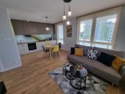 Apartament TOPOLOWA - Winda -Parking w HALI GARAŻOWEJ