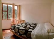 Backpackers-balcones-river-lodge