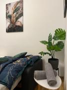 Słoneczny apartament na Żoliborzu dla 2 osób przy Arkadii Słoneczny apartament na Żoliborzu dla 2 osób przy Arkadii