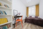 Modern Apartment near Airport Warsaw Włochy by Renters