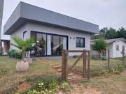 Casa de Praia a 550m da praia de Balneário Rosa do Mar e 350m da Lagoa da Tapera.