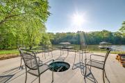 Beautiful Kentucky Lake Getaway with Dock and Deck!