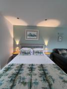 9 Sheraton Apartments