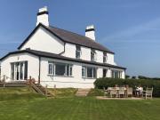 Spacious seaside family house in Aberdaron with large garden and stunning sea views
