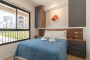 Flat com Quarto Separado e Varanda a 200m do Metrô Vila Madalena