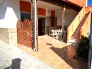 Tanoshii holiday home on the ground floor with outdoor space and parking space