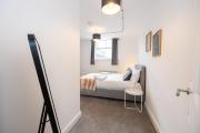 Beautiful 1 bed 20mins to Central Manchester Beautiful 1 bed 20mins to Central Manchester