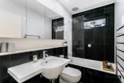 HOLDS - Beautiful Unit in Neutral Bay - Holdsworth St