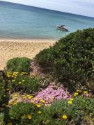 Quiet, luxurious Guest House - Couples Retreat