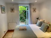 Tranquil Olive Tree Garden Apartment 2