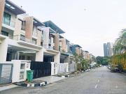 162 Home4Stay Deluxe Big 3story 6Rooms 20pax Wedding USM Arena Bridge