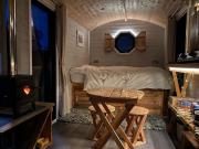 1 Bed Cabin - Sleeps 2 - HotTub - Parking - Garden