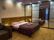 Новобудова в Центрі біля набережної