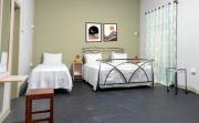 Bliss Loft - Airport Villa Rooms with Shuttle Service