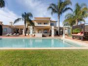 Luxury villa with gym, jacuzzi and swimming pool