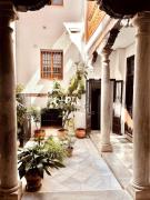 Charming Spacious Albayzin Apartment