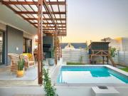 Cape Winelands Mountain View Getaway