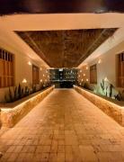 مسكن نجد بمدخل طراز سلماني