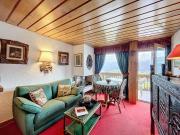 Appartement 2 pièces avec parking, au pied des pistes - FR-1-560-134