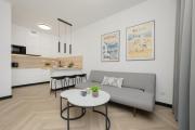 Przytulny Apartament z Parkingiem i Tarasem w Warszawie by Rent like home