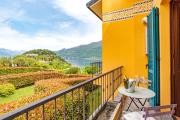 Pearl Of The Lake apartment, Bellagio, breathtaking views and good vibes