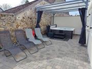 Chambre spacieuse, jacuzzi, proche parc Astérix