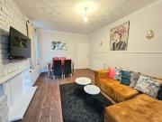 Craigietinny Road Apartment- 3 beds