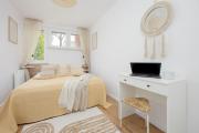 Cozy Apartment Located 950 m from the Royal Baths Park by Renters