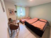 5 minute walk to LEGO HOUSE - Best location-Garden on site-n3