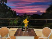 Romantic Sunset Apartment with Balcony 2 min Walk to the Beach