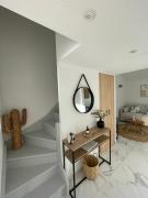 Duplex en bord de mer avec piscine et parking