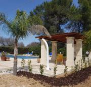 Villa dellAmicizia, Idylic Italian garden retreat with heated pool