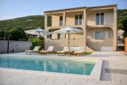 Top Vrana