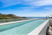 Penthouse Diamond - Private Pool, Terrace, Sea View, Gym & BBQ