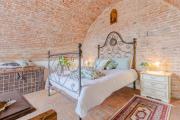 Casa La Guardia, a Classic 3 bedrooms