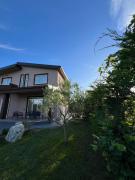 SunnySide Private Riverside Villa