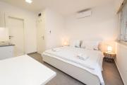 Twins Apartments