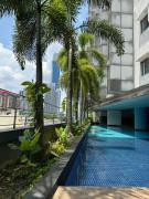 Cozy home in city center with free parking -1B