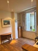 Charming Montmartre Studio