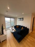 2 Bed Corner Apartment with Gym